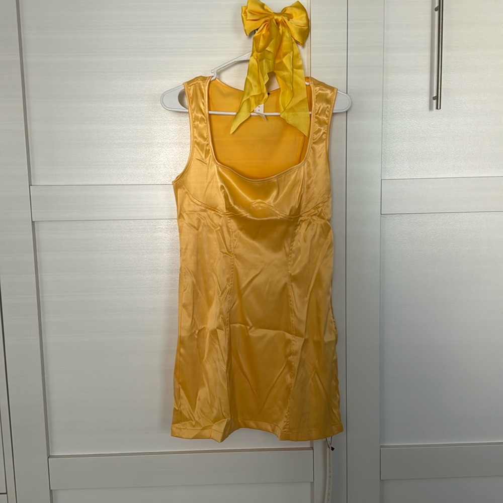 Missguided yellow dress and bow